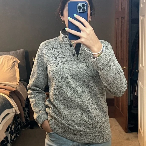 Eddie Bauer Men's Gray Crewneck Sweater - Picture 2 of 6